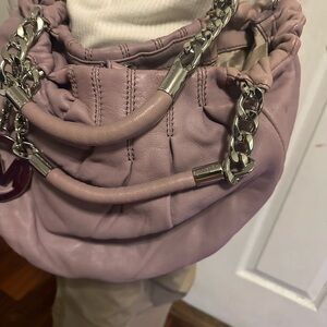 ✨ Michael Kors Soft Leather Shoulder Bag – Light Lavender Pink ✨
